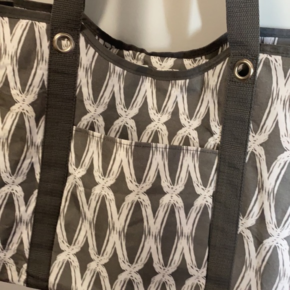 THIRTY ONE | Tote Bag - Picture 3 of 8